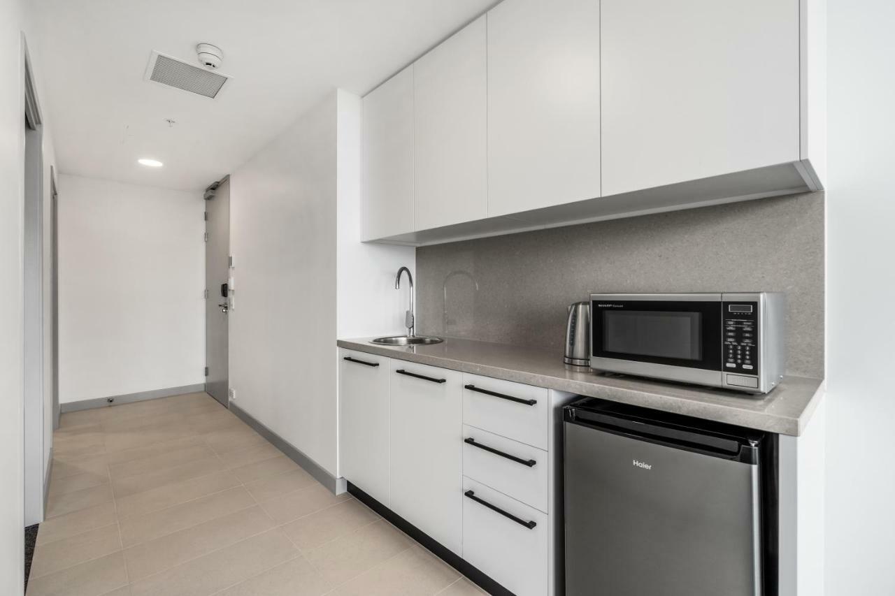 Essence Suites Taringa Brisbane Exterior photo